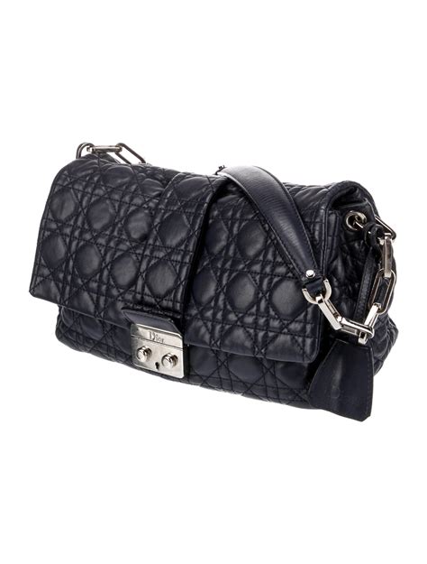 miss dior bag medium